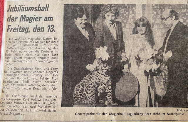 Tony Rei zaubert mit seinem Jaguar Reza